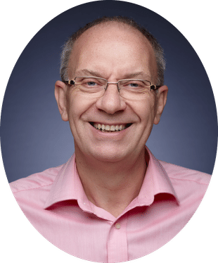 Dr Russell Thackeray