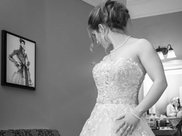 Planning a Christmas Charlotte, NC Wedding: Real Bride Tips & DIY Ideas 