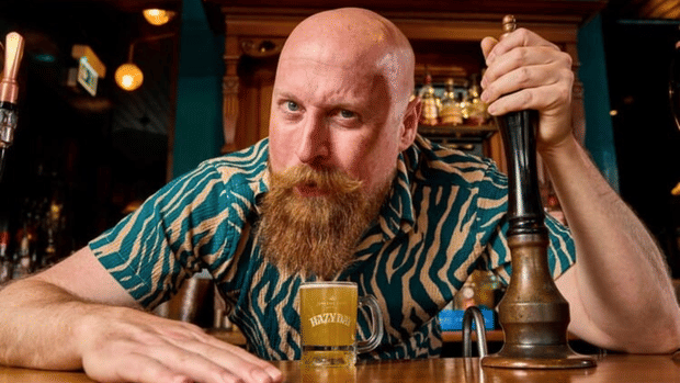 Comedy Wrestler Takes Centre Stage in Greene King's Tiny Pints Campaign