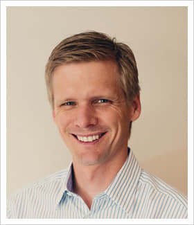 TV ads and a flat world with Dr. Linc Harris (DHP38)