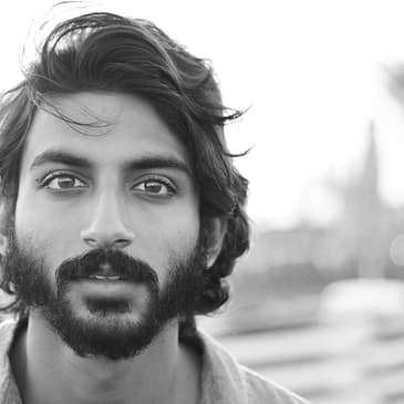 Episode 83 "The Walking Dead" Actor: Avi Nash.