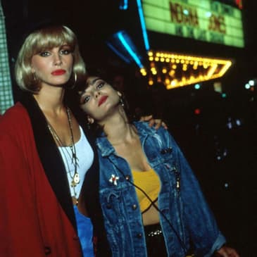 (Episode 292) "Pretty Woman" Actor: Laura San Giacomo.