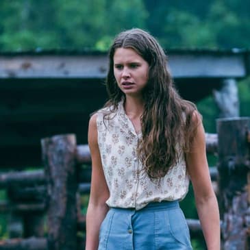 (Episode 382) "FROM" Actor: Avery Konrad (Sara).