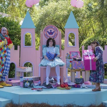 (Episode 281) "The Righteous Gemstones" Actor: Emma Shannon.