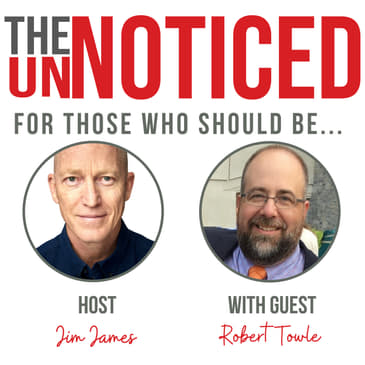 This author tells his readers 'Don't be dumb' and be smarter to #getnoticed