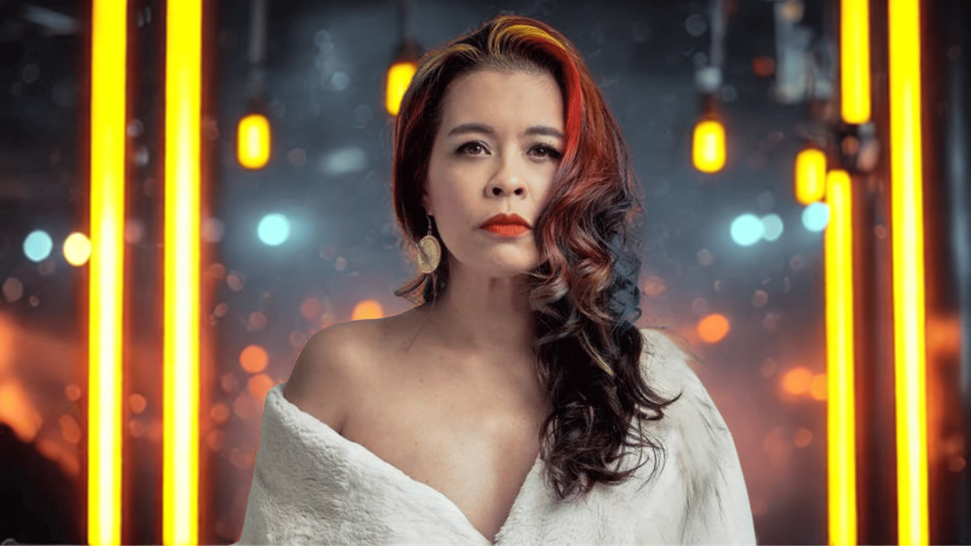 "Ria Lina: Touring vs. Edinburgh Shows – Key Differences Explained ...